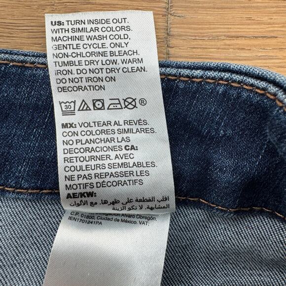 Chico's So Slimming Girlfriend Ankle Jewel Embellished Denim Jeans 6 Petite - Picture 7 of 9